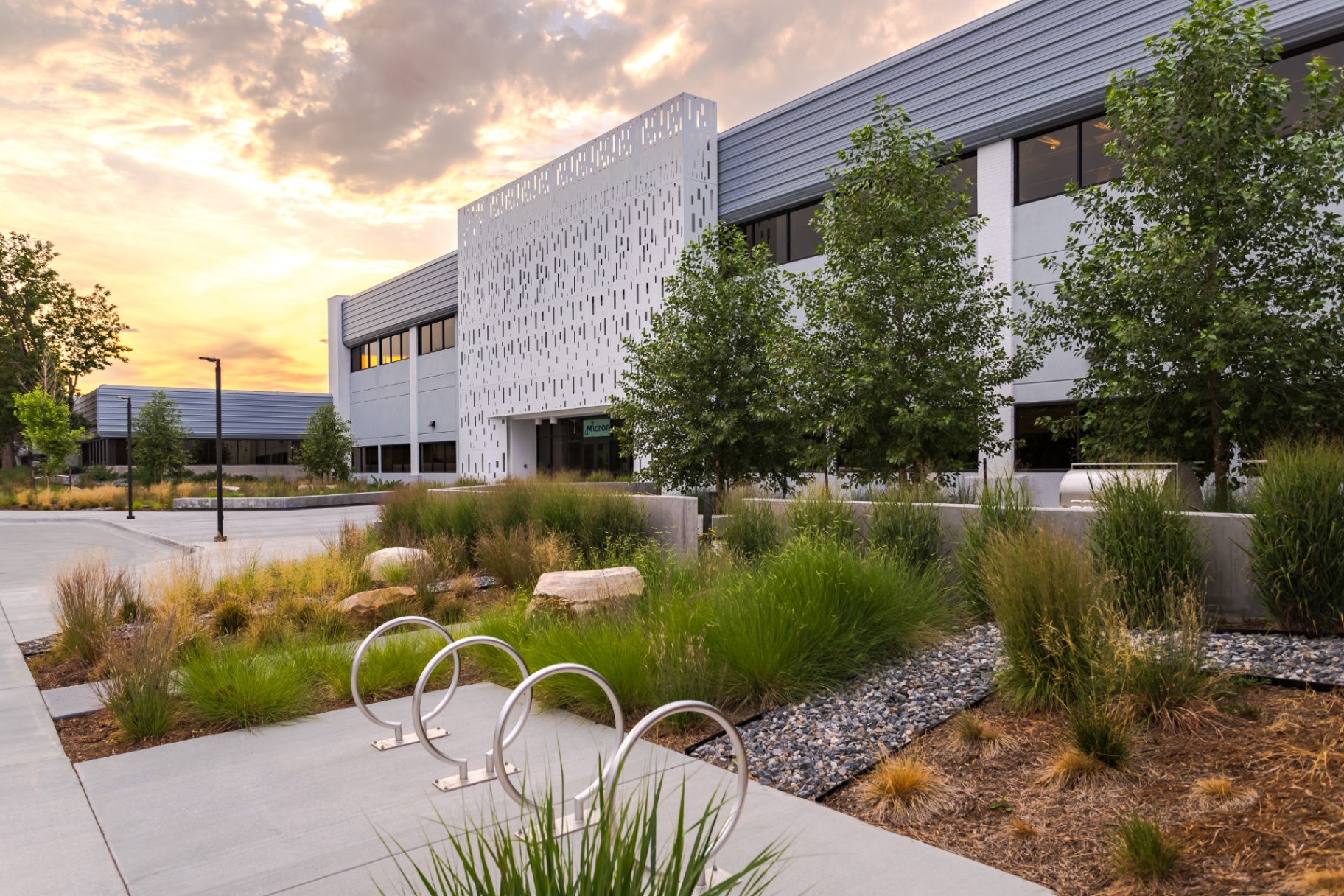 Maxval Tech Center A&M CapRE | Real Estate Investment Firm